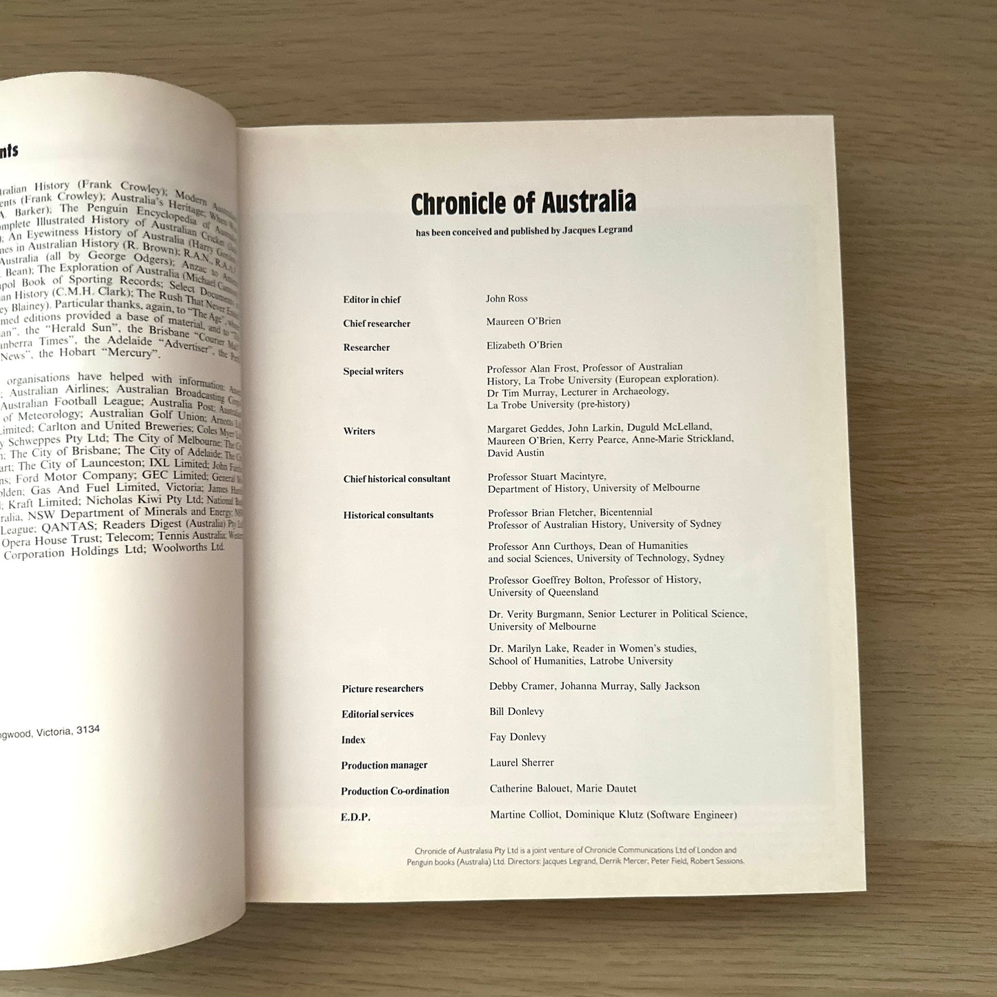 Chronicle of Australia | 1993 | Hardcover | John Ross