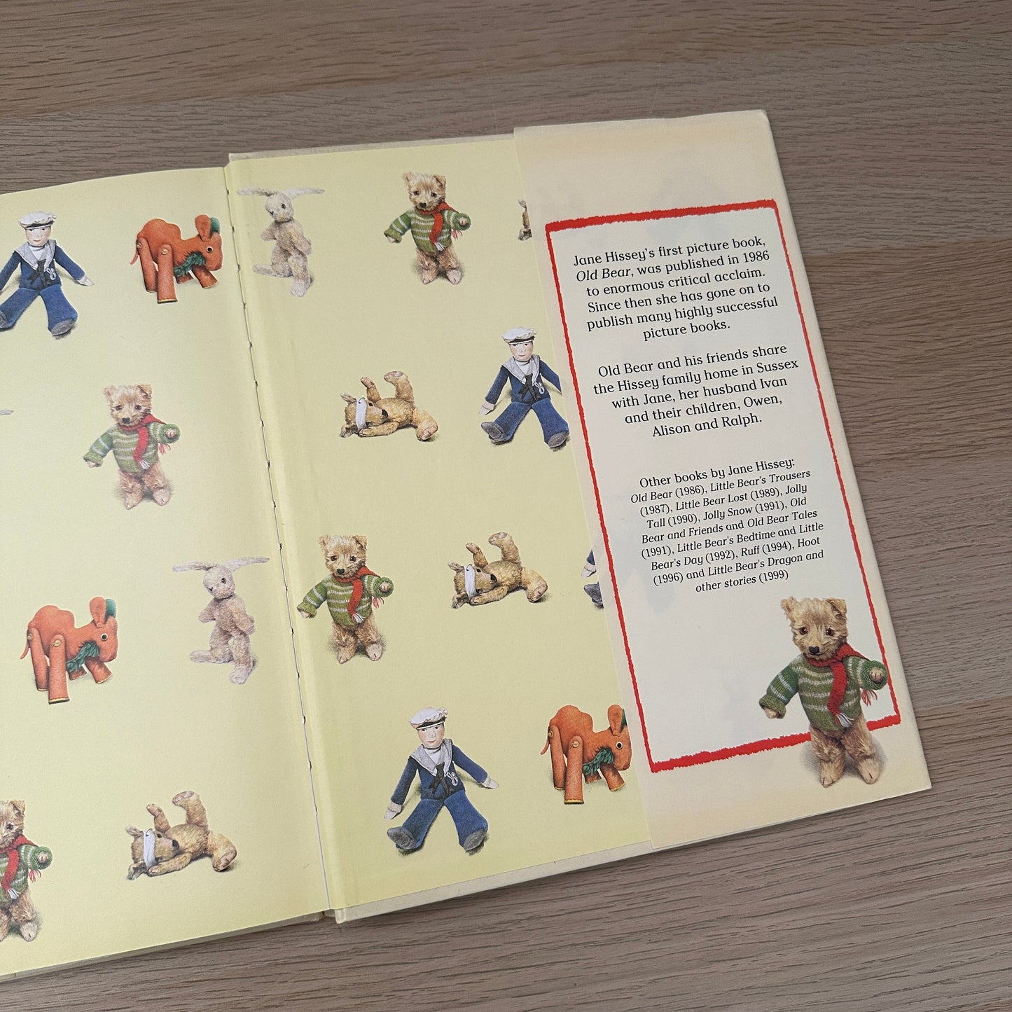 Teddy Bear Tales | 2000 | Hardcover | Jane Hissey