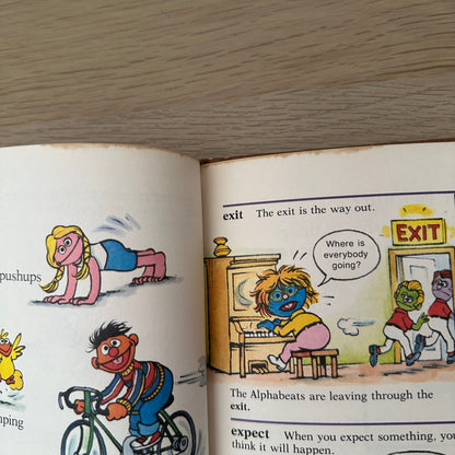 Big Bird's Sesame Street Dictionary, Volume 3: E through G | 1981 | Linda Hayward | Funk & Wagnalls
