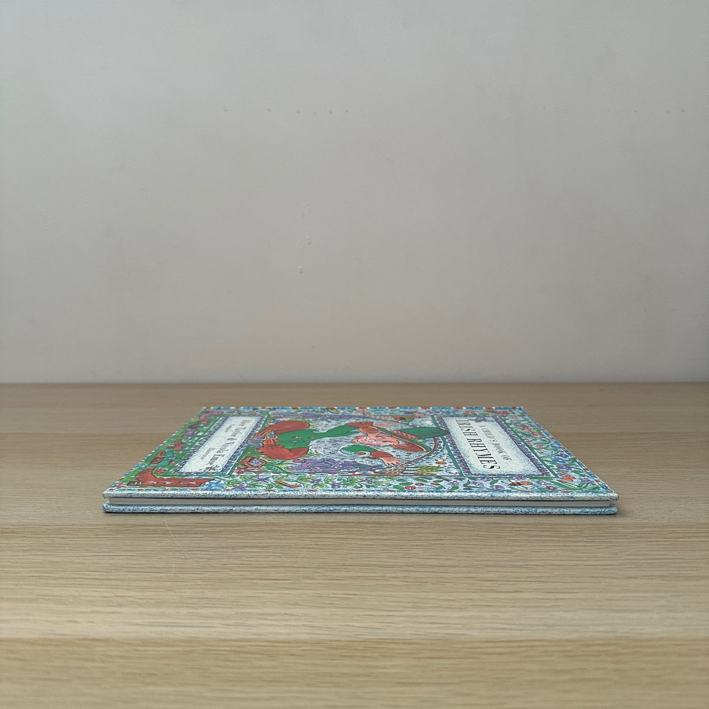 The Child's Book of Irish Rhymes | 1996 | Hardcover | Alice Taylor & Nicola Emoe