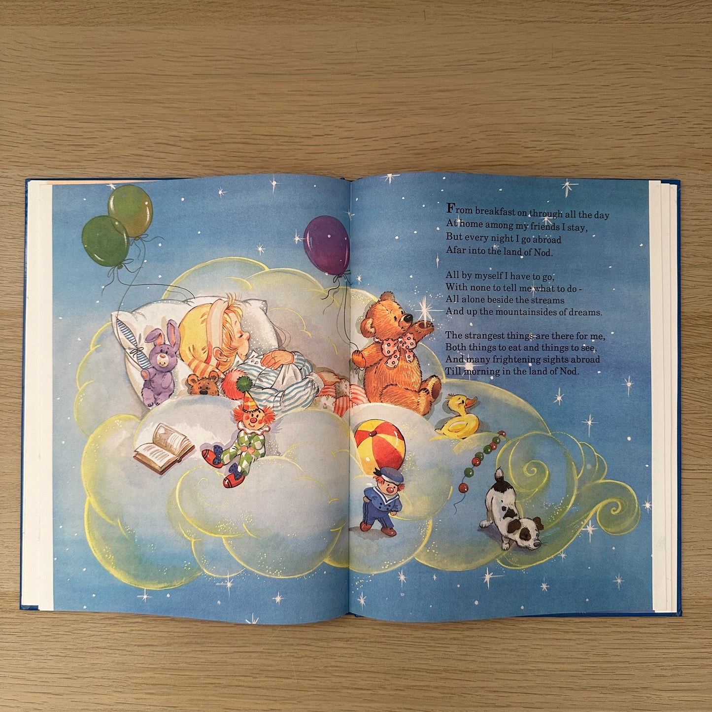 A Treasury of Well Loved Bedtime Lullabies | Hardcover | 1997 | Pam Storey