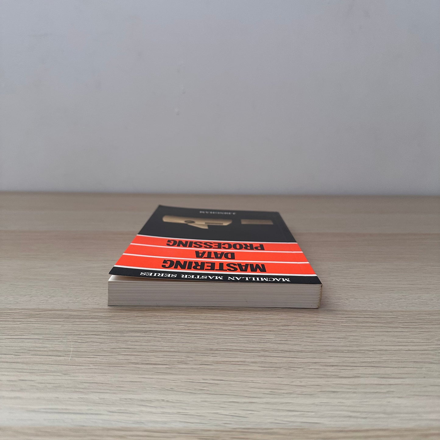 Mastering Data Processing | 1983 | J. Bingham