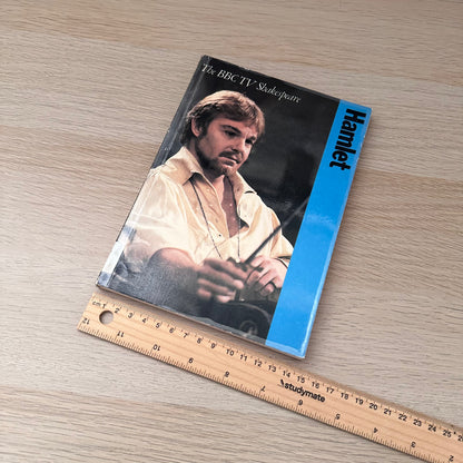 Hamlet: The BBC TV Shakespeare | 1980 | William Shakespeare & Peter Alexander