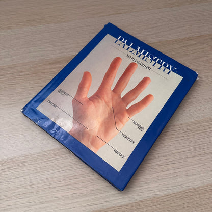 Palmistry | Maria Gardini