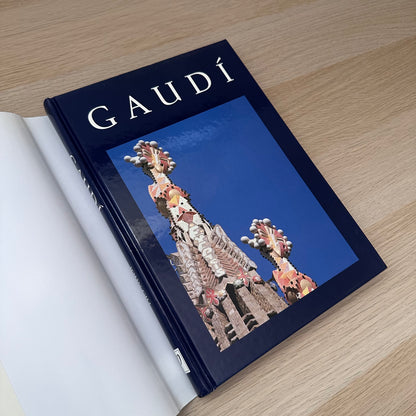 Gaudi | 2004 | Parragon Publishing Book