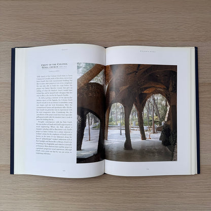 Gaudi | 2004 | Parragon Publishing Book