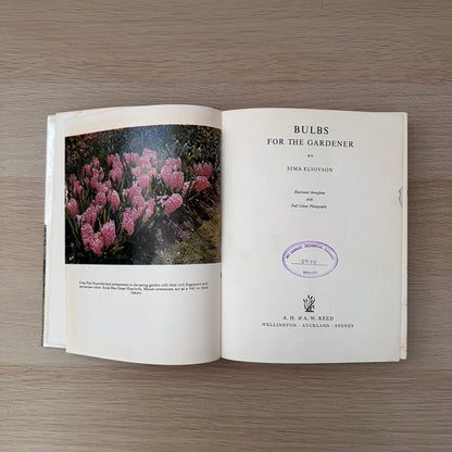 Bulbs from the Gardener | 1968 | Hardcover | Sima Eliovson | Ex-Library