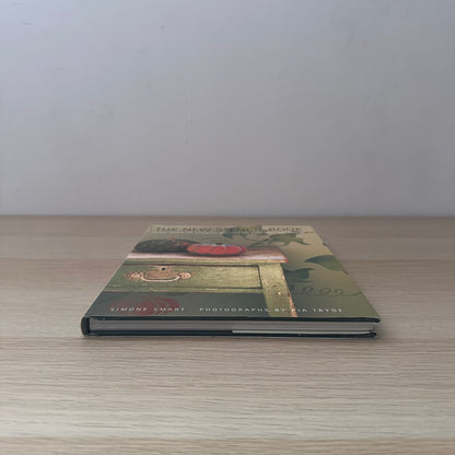 The New Stencil Book | Simone Smart