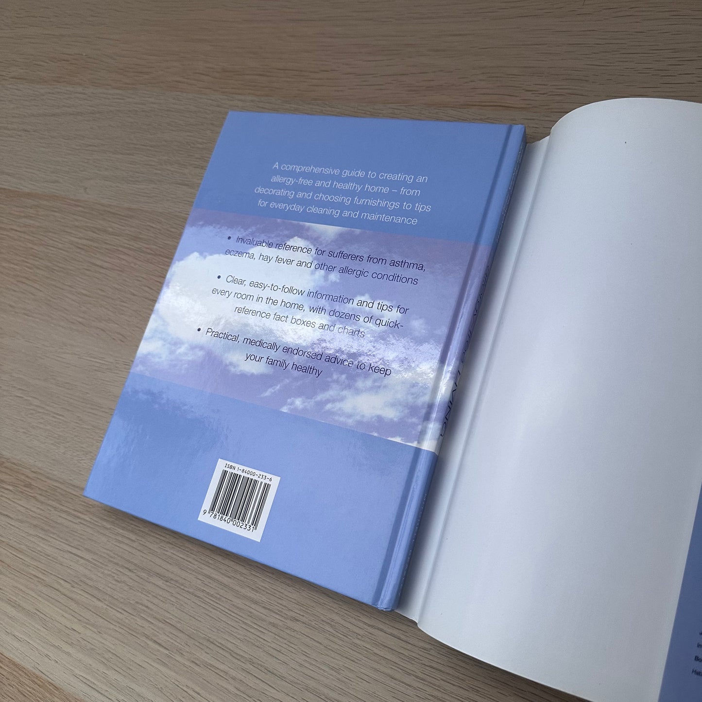 Allergy-Free Living | 2000 | Mitchell Beazley