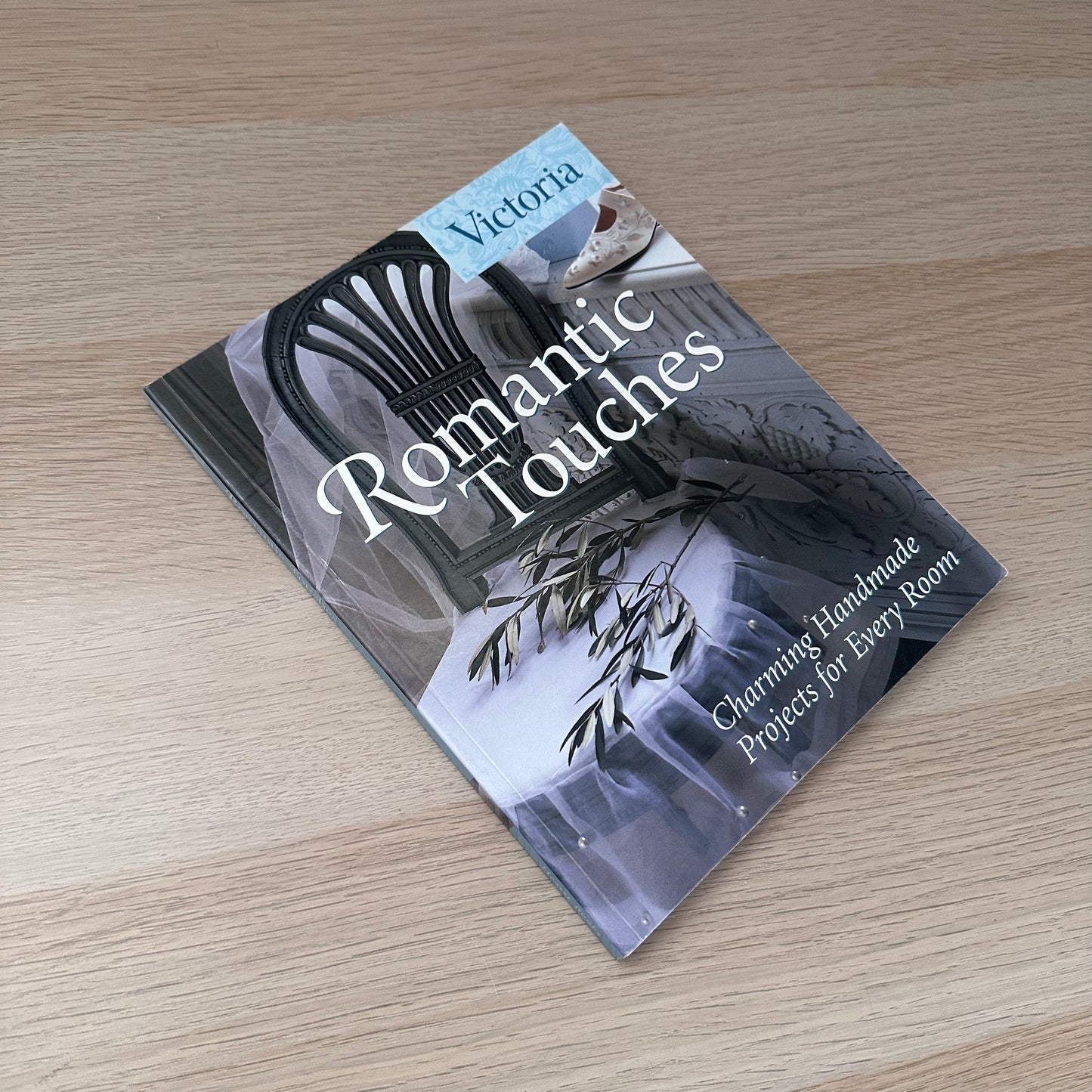 Romantic Touches | 2006 | Victoria Magazine