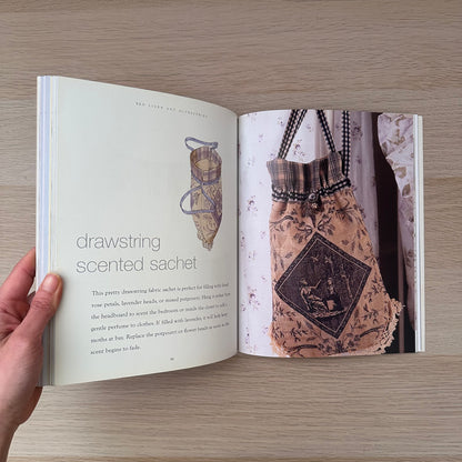 Romantic Touches | 2006 | Victoria Magazine