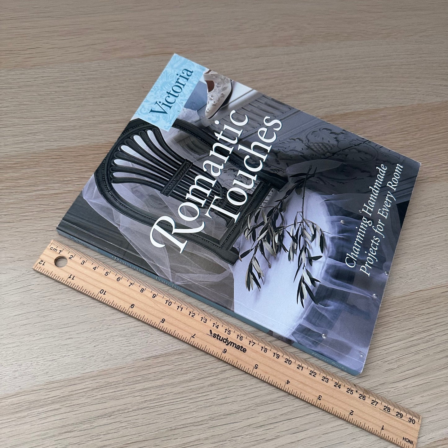 Romantic Touches | 2006 | Victoria Magazine