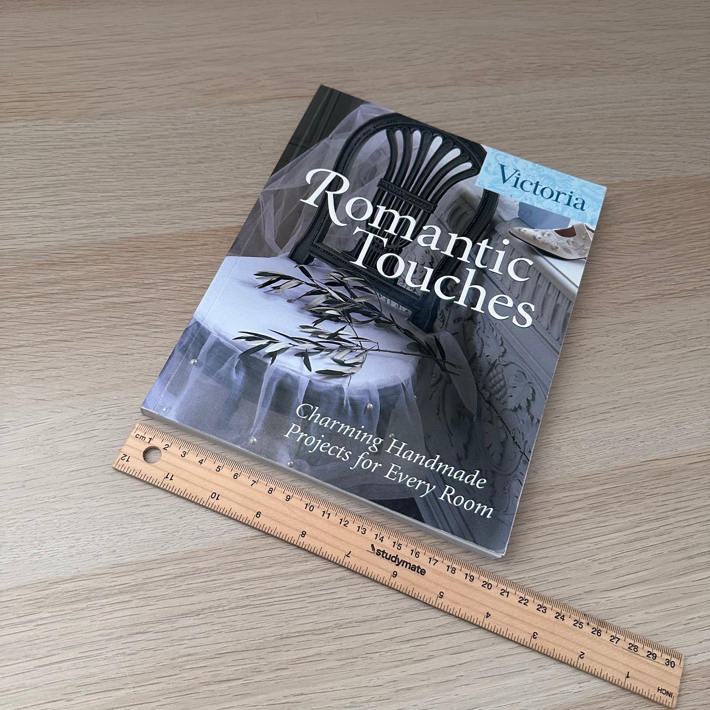 Romantic Touches | 2006 | Victoria Magazine