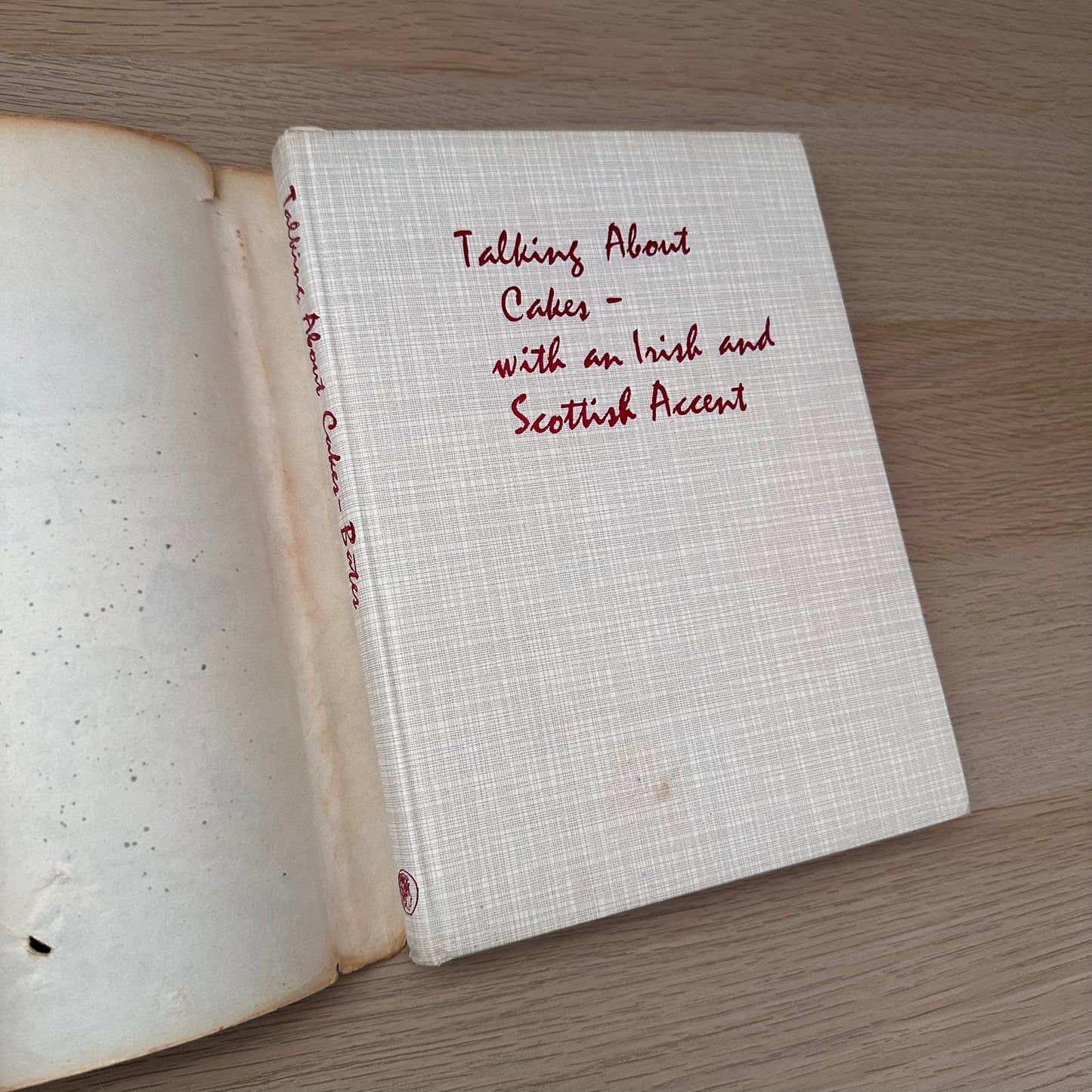 Talking about Cakes with an Irish and Scottish Accent | 1965 | Margaret Bates