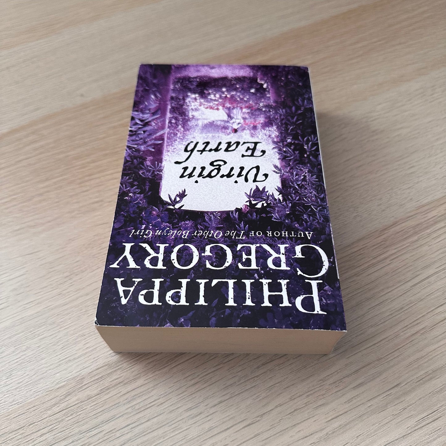 Virgin Earth | Paperback | Philippa Gregory
