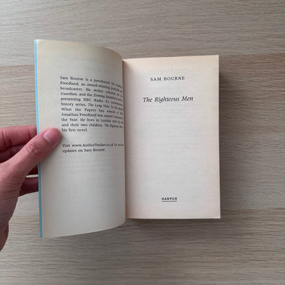 The Righteous Men | Paperback | Sam Bourne