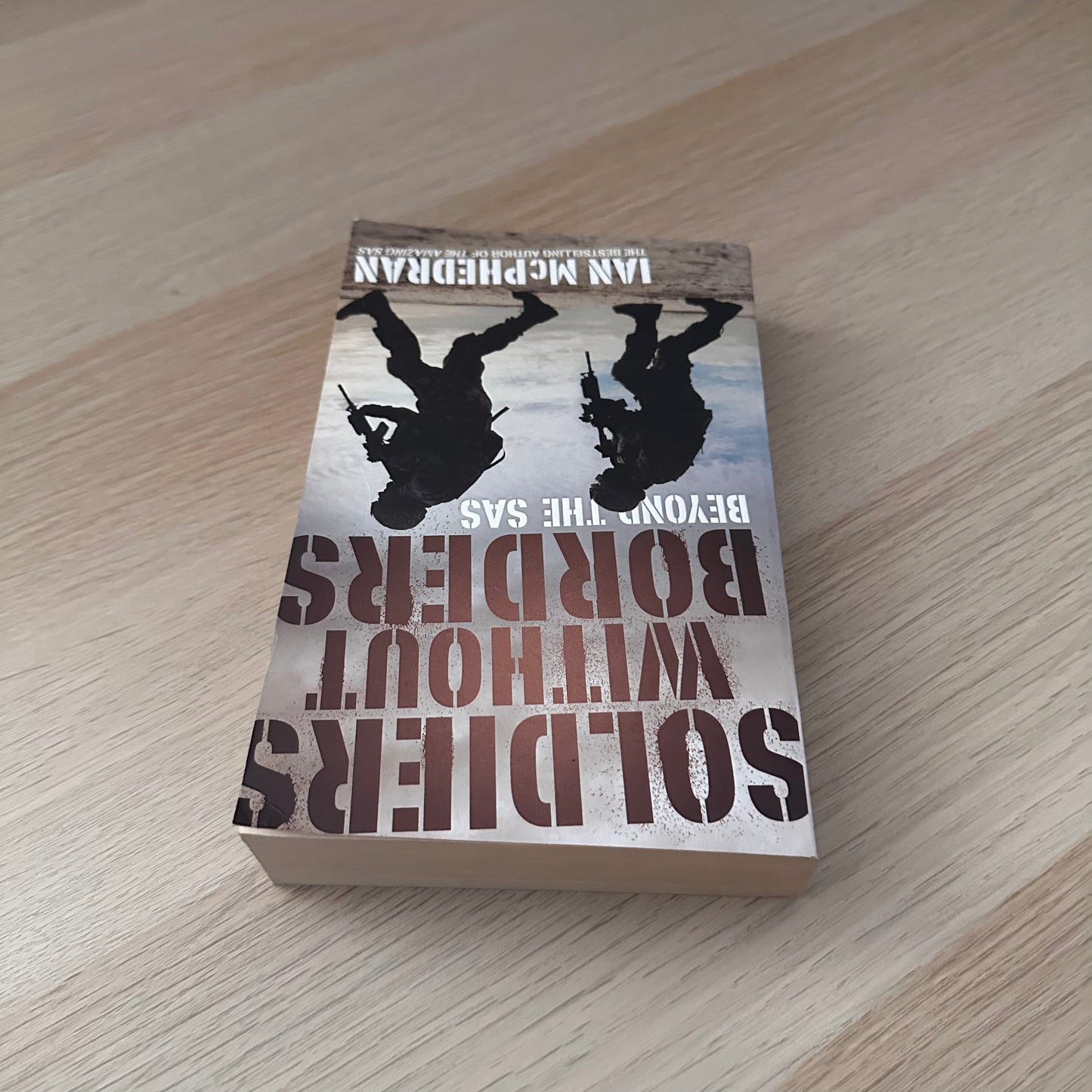 Soldiers Without Borders | Paperback | Ian McPhedran