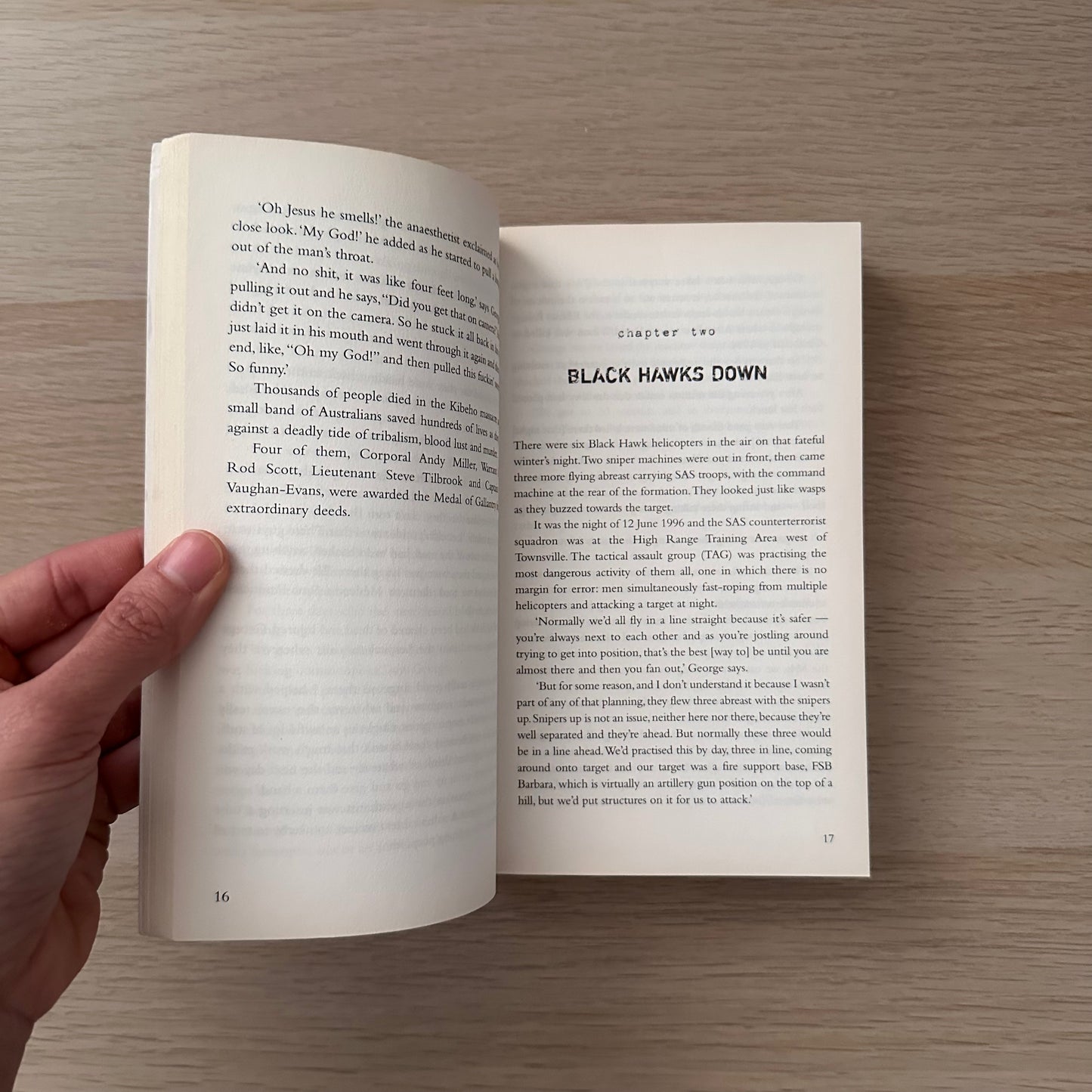 Soldiers Without Borders | Paperback | Ian McPhedran