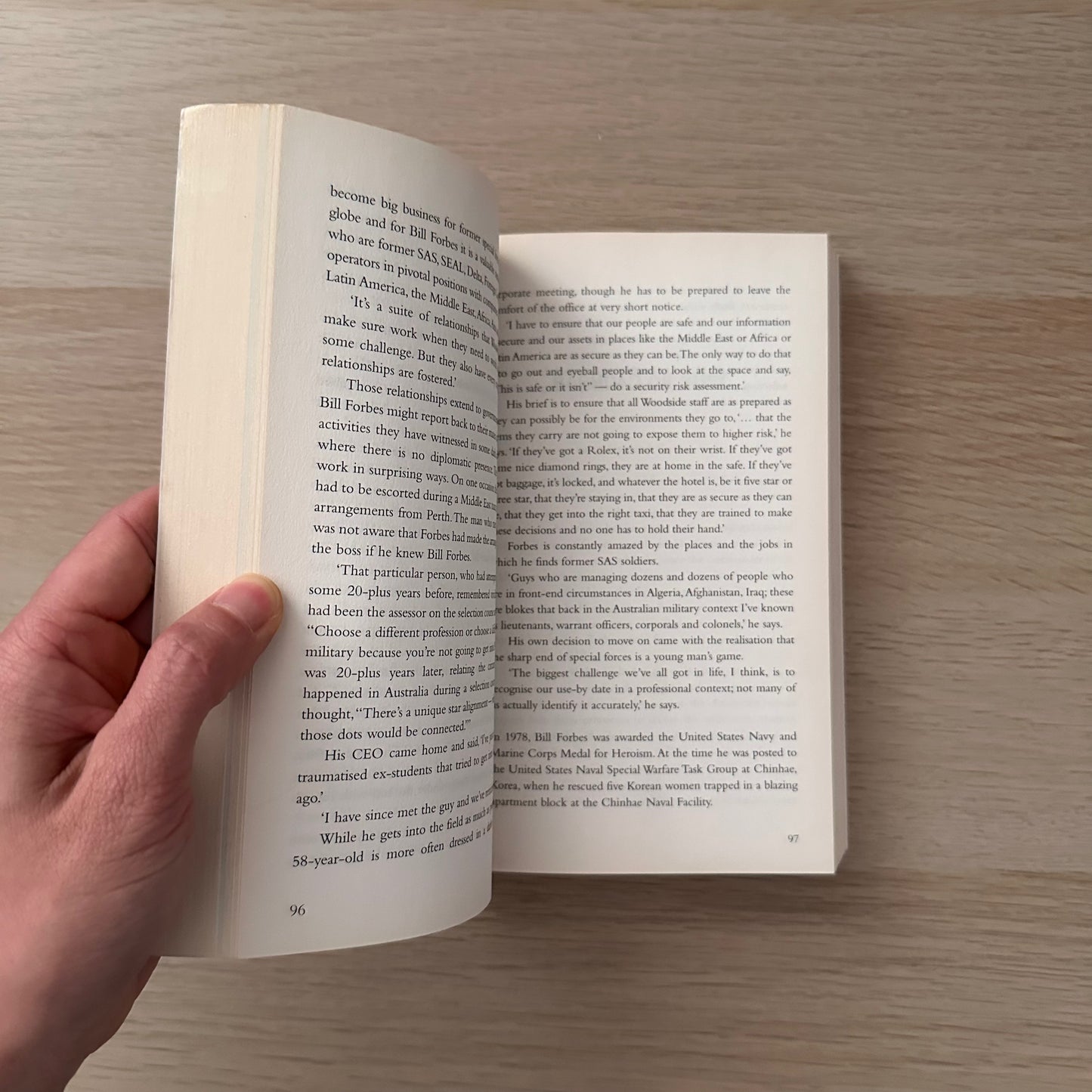 Soldiers Without Borders | Paperback | Ian McPhedran