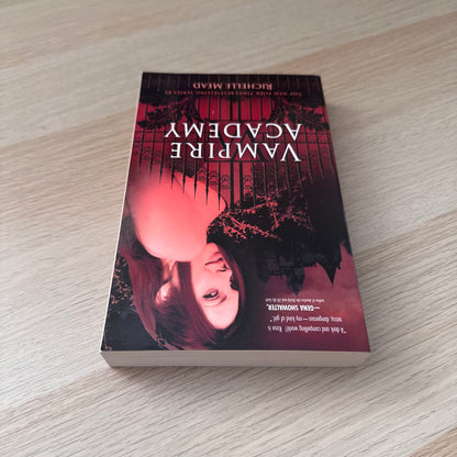 Vampire Academy | Paperback | Richelle Mead