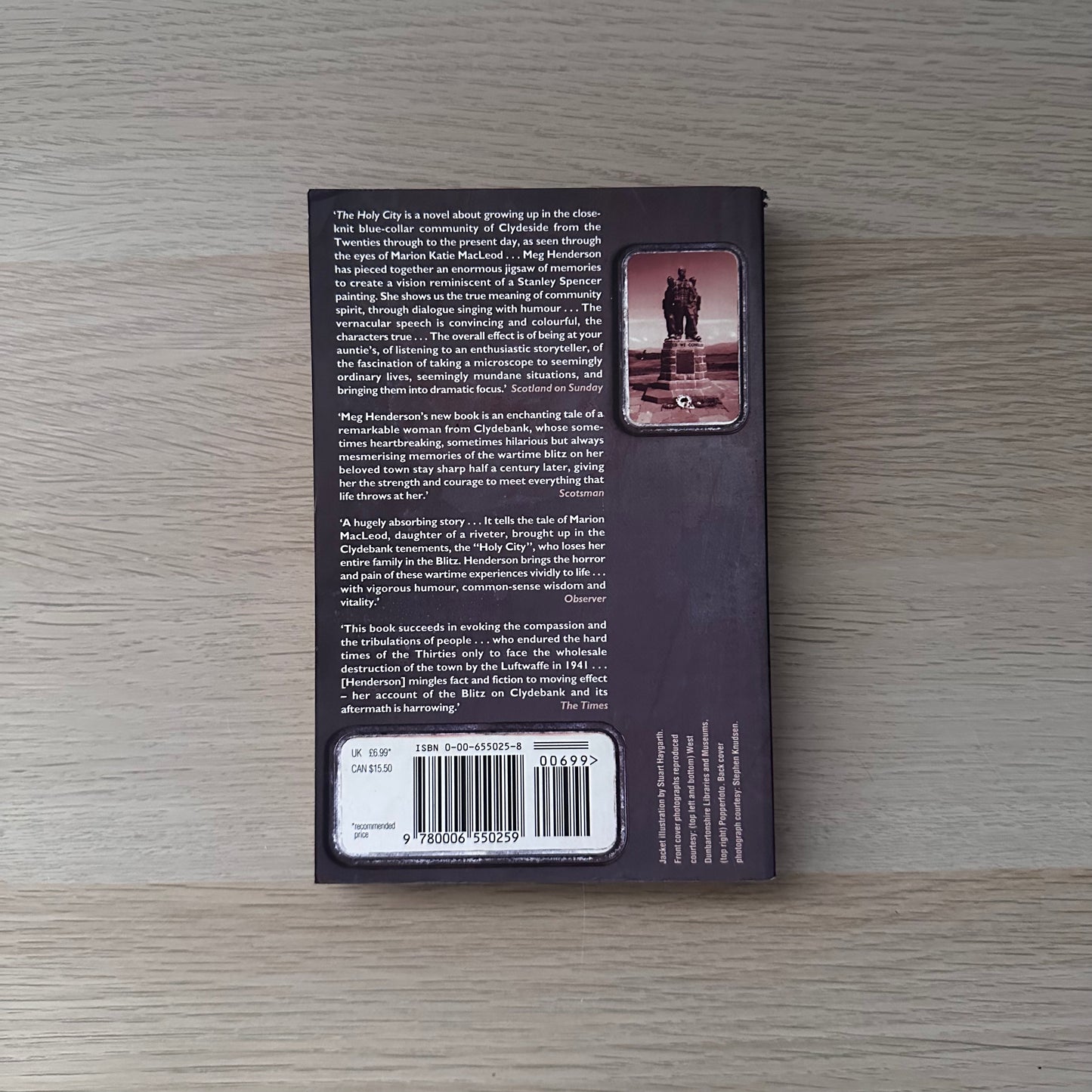 The Holy City | Paperback | Meg Henderson