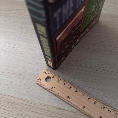 The Holy City | Paperback | Meg Henderson