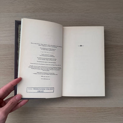 The Astonishing Life of Octavian Nothing | Traitor to the Nation | Volume 1 | The Pox Party | M.T Anderson | Ex-Library