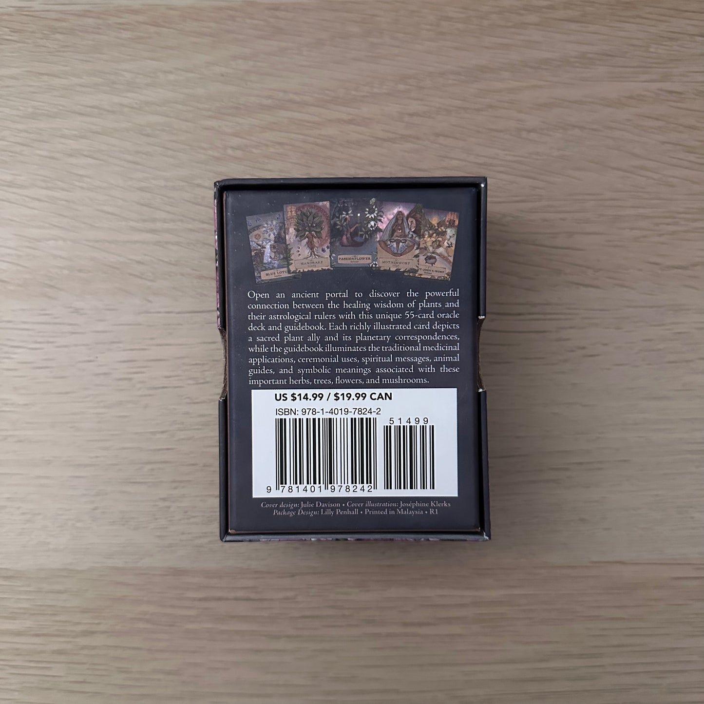 The Herbal Astrology Pocket Oracle | Adrianna Ayales | Pocket Sized