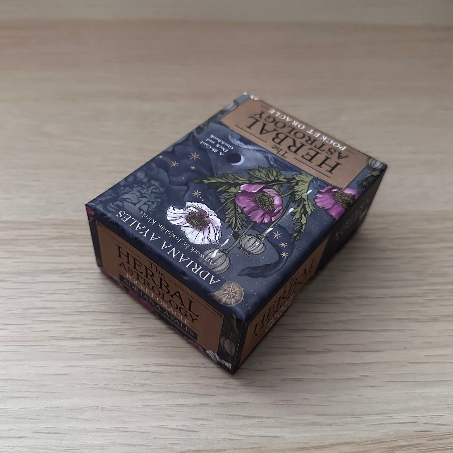 The Herbal Astrology Pocket Oracle | Adrianna Ayales | Pocket Sized