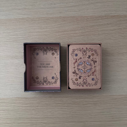 The Herbal Astrology Pocket Oracle | Adrianna Ayales | Pocket Sized