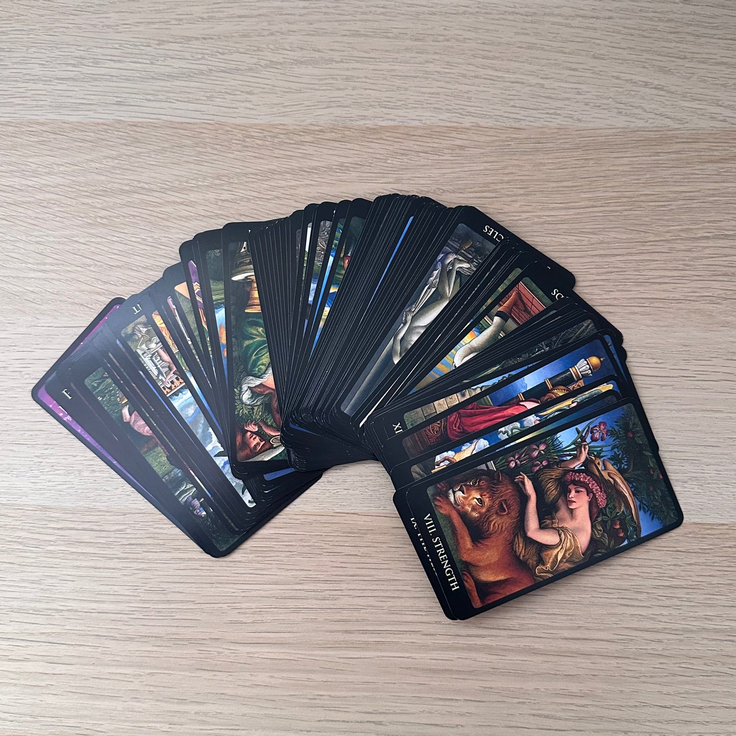 Pre-Raphaelite Tarot | Total Tarot | Lo Scarabeo