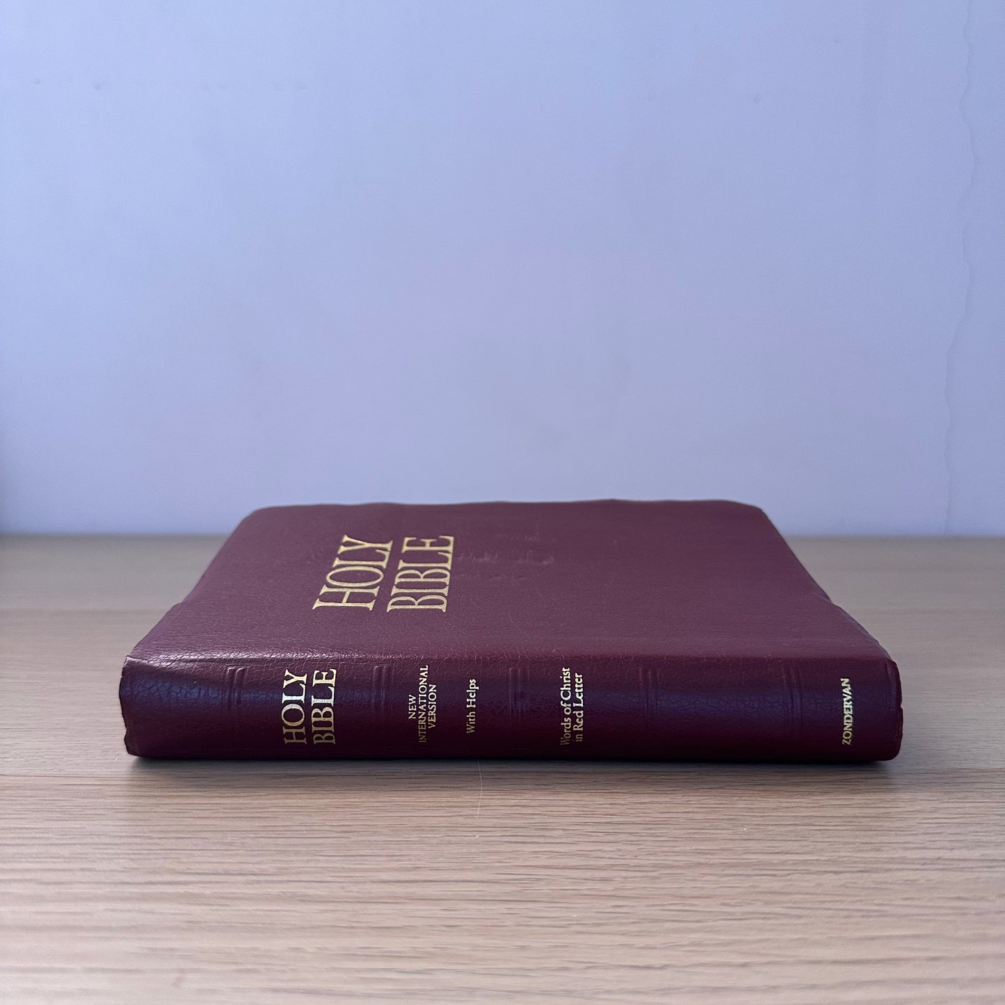 Holy Bible | New international version with helps | Words of Christ in Red Letter | 1984 | Zondervan
