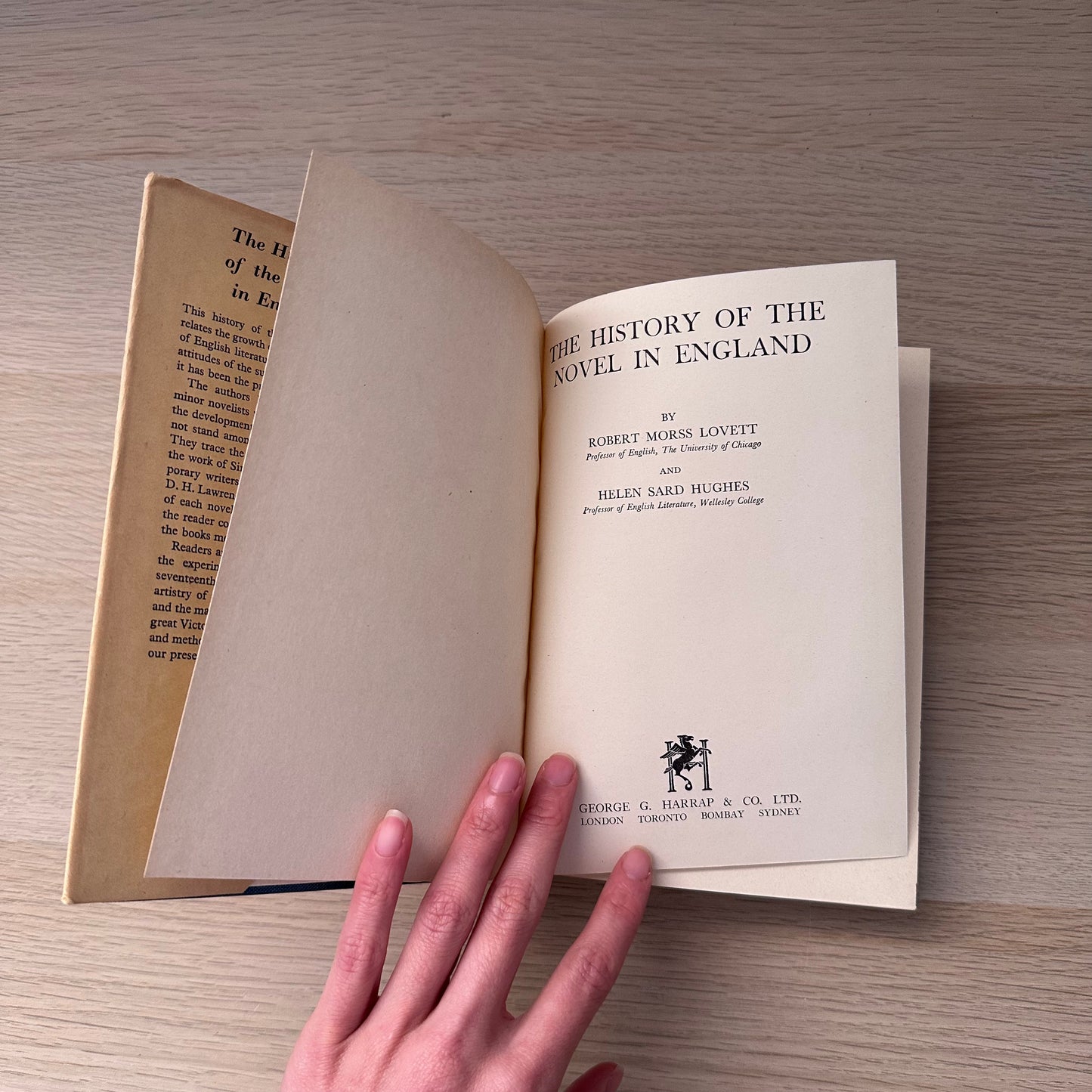 The History of the Novel in England | 1932 | Robert Morss Lovett & Helen Sard Hughes