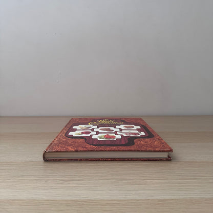 The Right Combination | A Guide to Food and Nutrition | 1975 | Elizabeth Chant Robertson