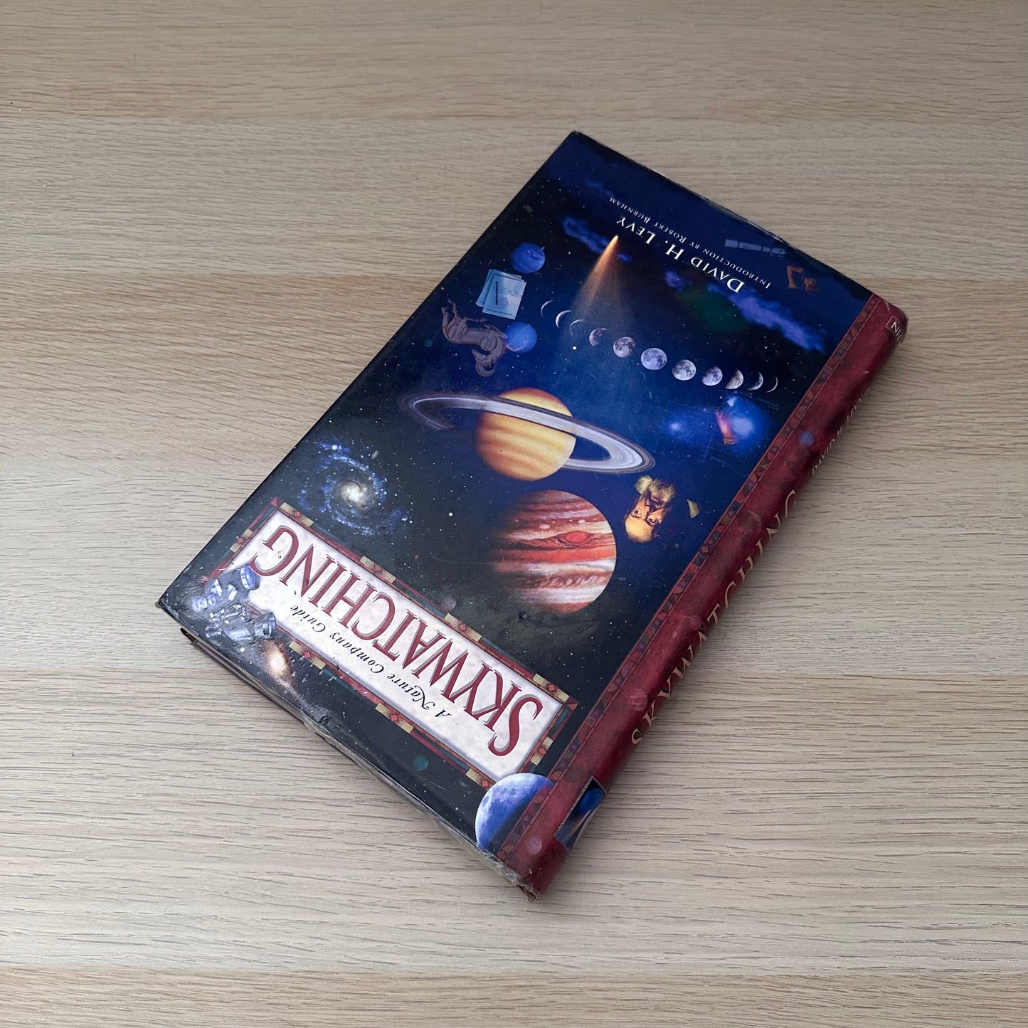 Skywatching: A Nature Complete Guide | 1995 | David H. Levy