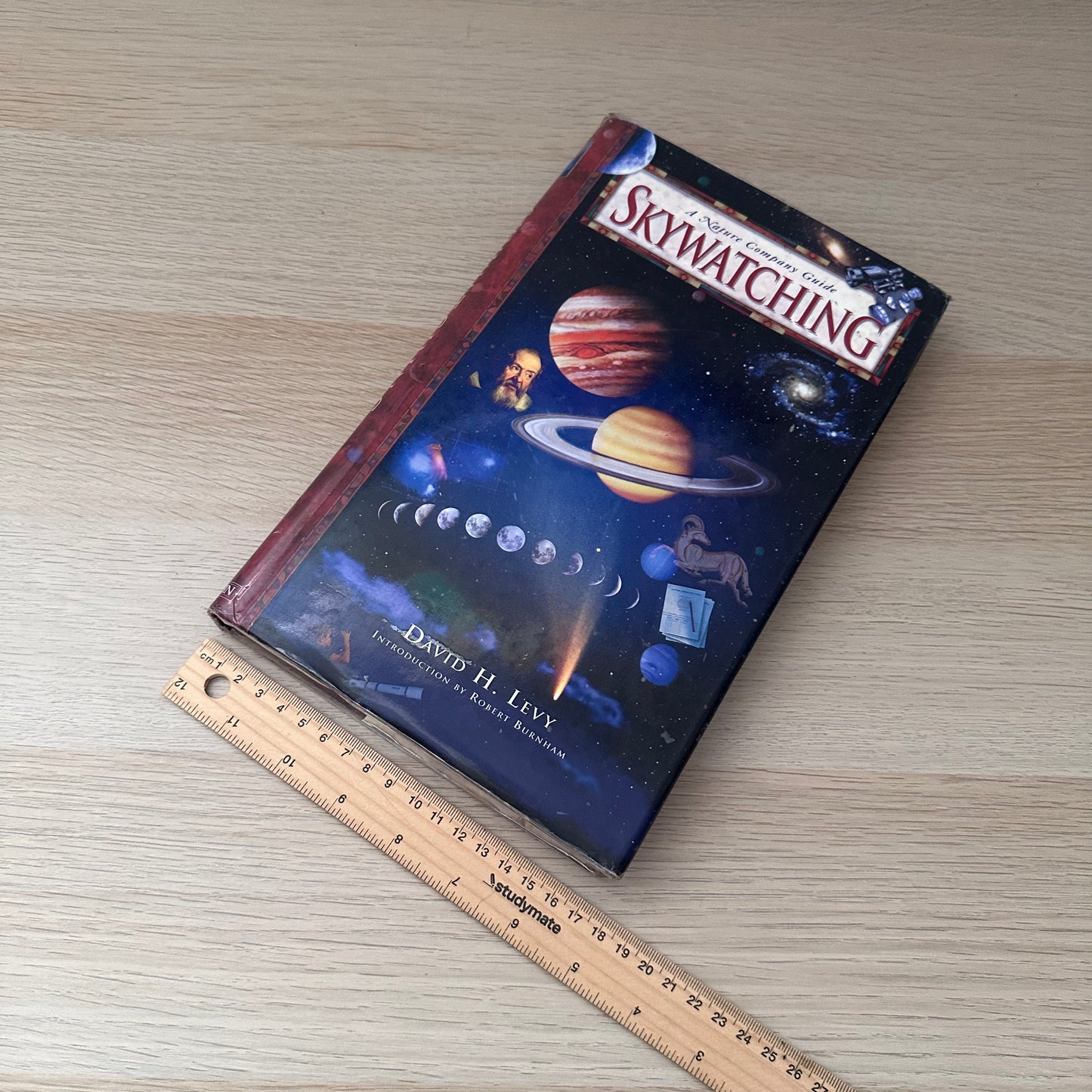 Skywatching: A Nature Complete Guide | 1995 | David H. Levy